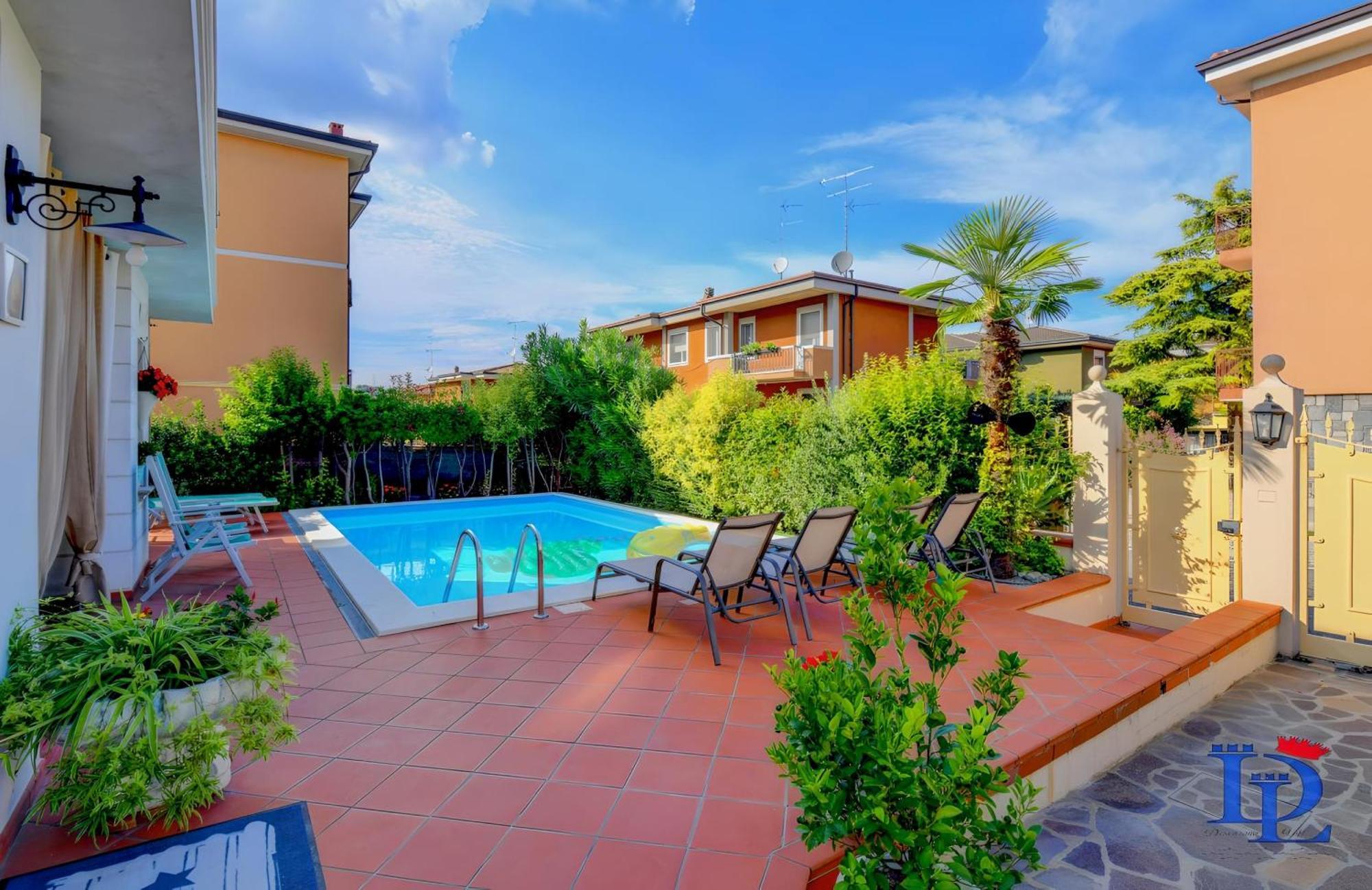 Desenzanoloft Official Partner Marriott Homes & Villas - Garden & Pool ديسينسانو ديل غاردا المظهر الخارجي الصورة
